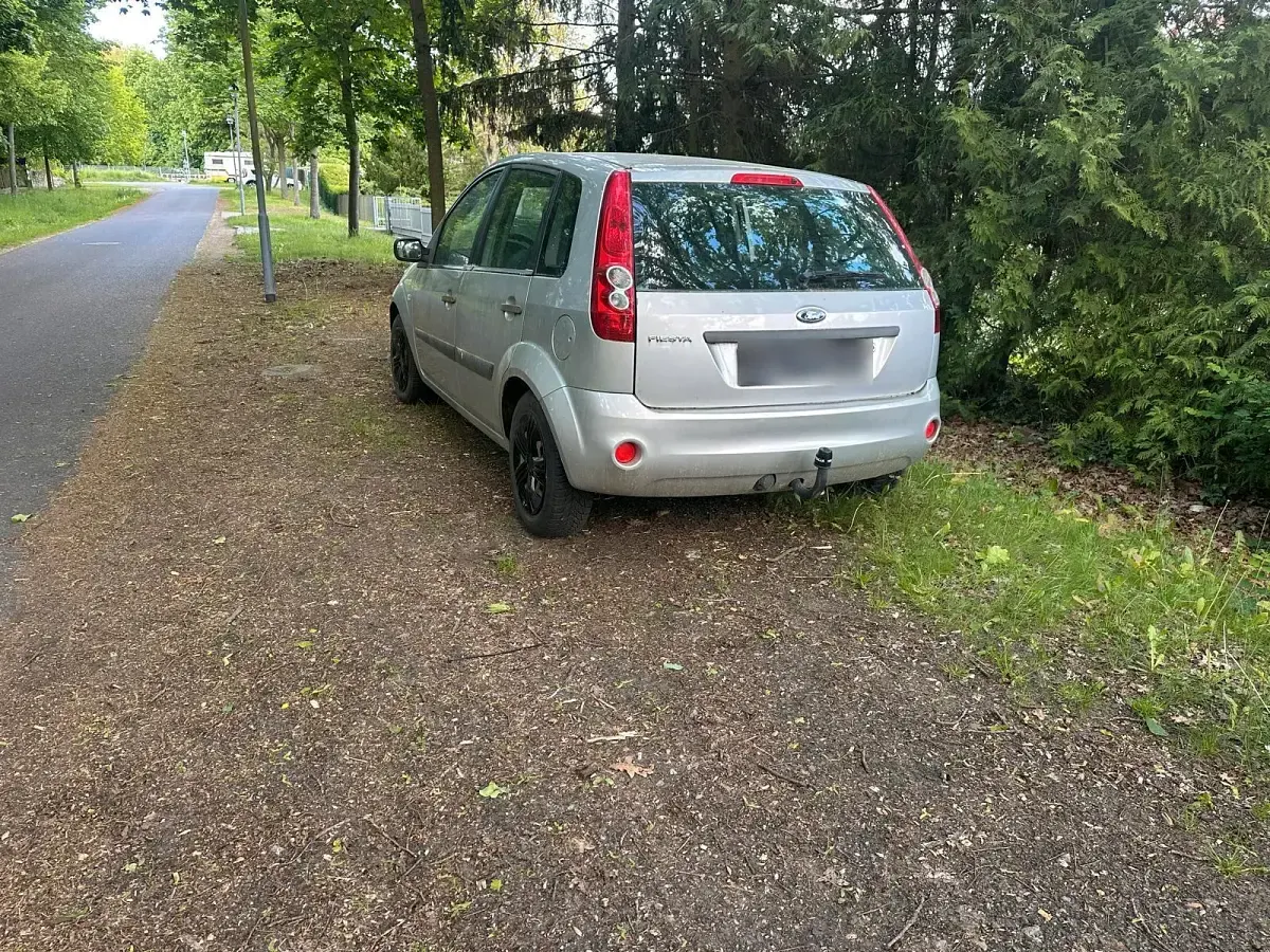 Brugt Ford Fiesta 80 HK (58 kW) 2007 Sølv Hatchback