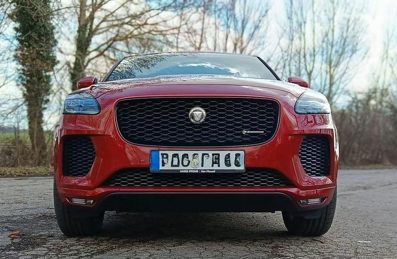 Gebraucht Jaguar E-Pace R-Dynamic 179 PS (131 kW) 2021 Rot SUV