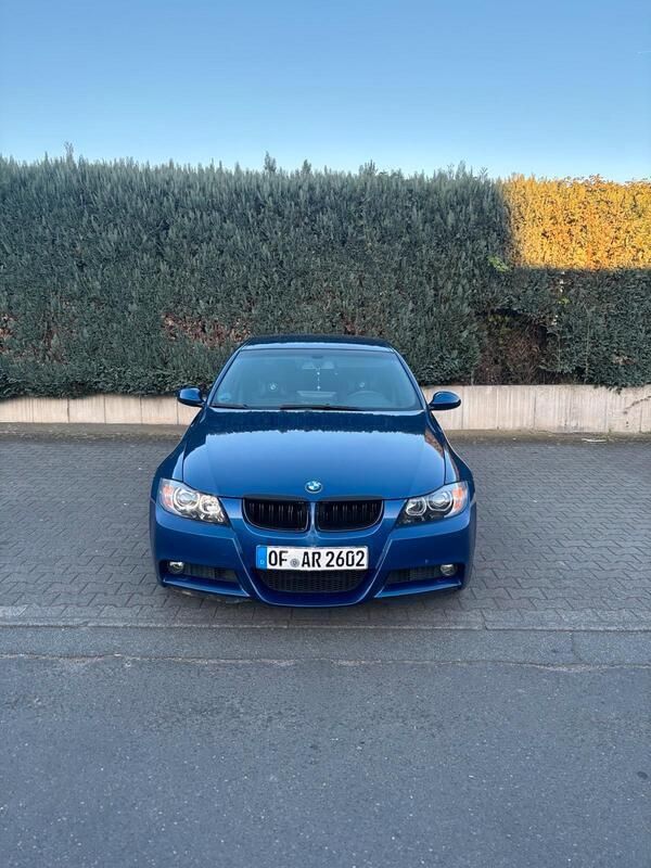 Blau Gebraucht 2006 BMW 318 M Sport Limousine | 4.300 € (Fairer Preis) - Bild 1/4