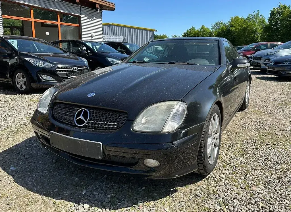Gebraucht Mercedes SLK200 163 PS (119 kW) 2001 Schwarz Cabrio