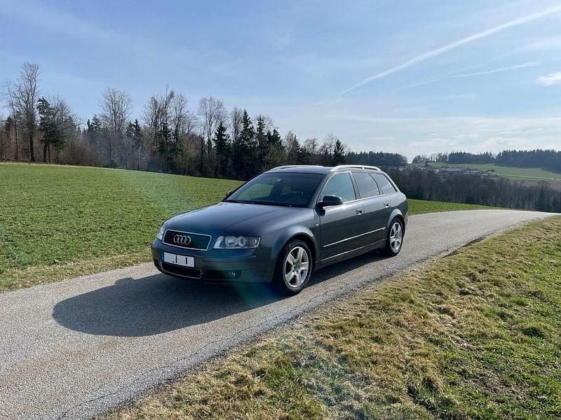 Gebraucht Audi A4 S-Line 163 PS (119 kW) 2004 Grau Kombi