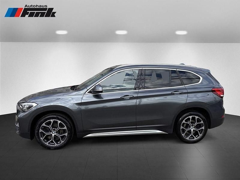 Second-hand BMW X1 xLine 190 CP (139 kW) 2021 Gri SUV