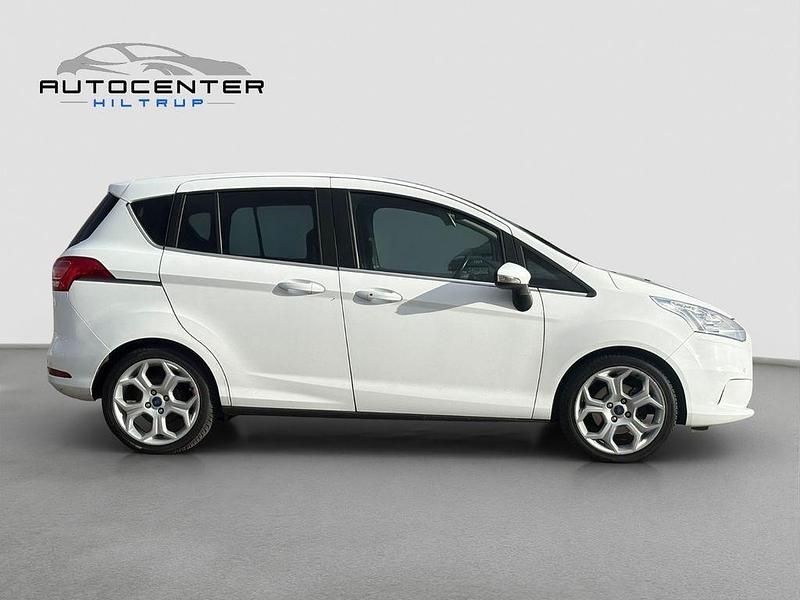 Gebraucht Ford B-MAX Titanium 101 PS (74 kW) 2013 Weiß Van / Kleinbus