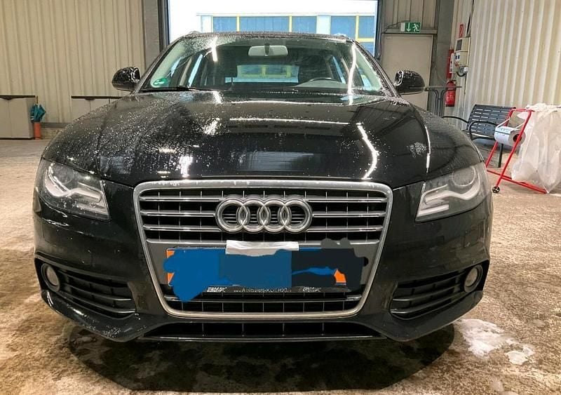 Gebraucht Audi A4 Ambiente 160 PS (117 kW) 2009 Schwarz Kombi