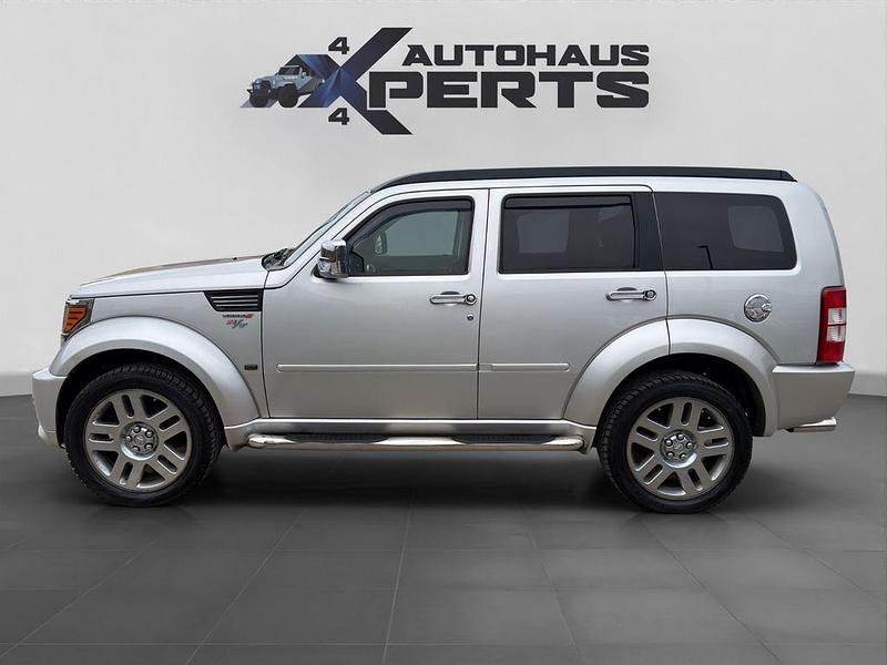 Gebraucht Dodge Nitro 177 PS (130 kW) 2010 Grau SUV