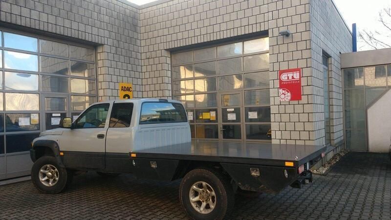Grau Gebraucht 1998 Dodge Ram Abholung | 29.900 € - Bild 1/4