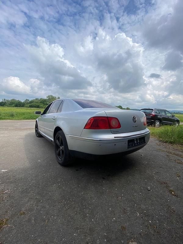 Silber Gebraucht 2005 VW Phaeton Limousine | 2.600 € (Fairer Preis) - Bild 1/4