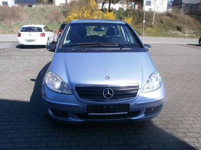 Gebraucht Mercedes A150 95 PS (69 kW) 2006 Amethyst metallic Kleinwagen