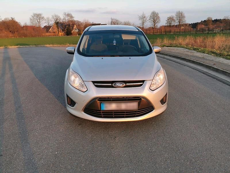 Gebraucht Ford Grand C-Max 125 PS (91 kW) 2011 Silber Van / Kleinbus