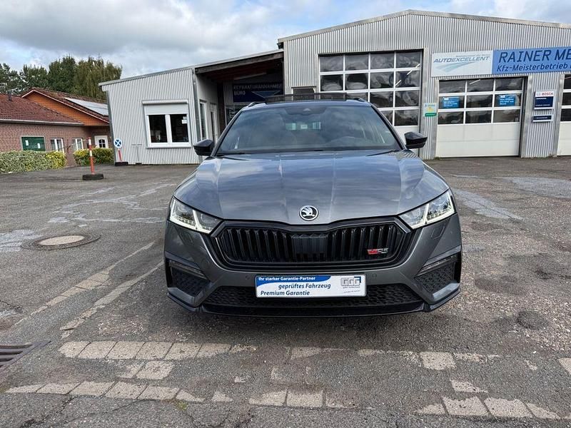 Gebraucht Skoda Octavia RS 200 PS (147 kW) 2022 Graphite grey Kombi