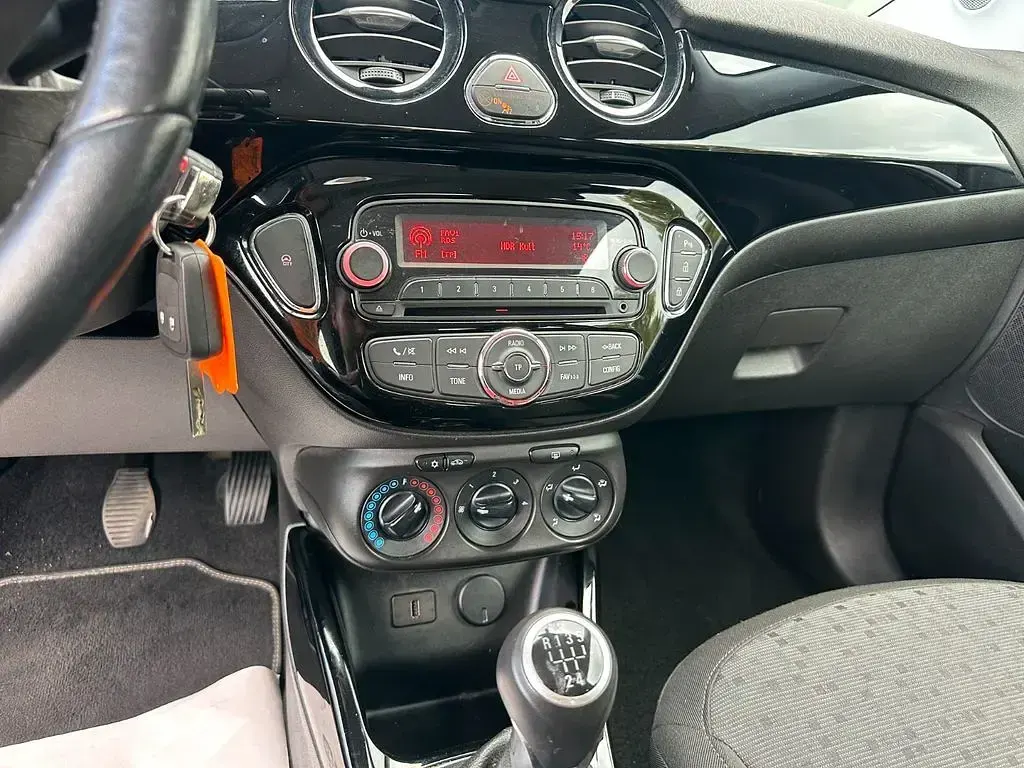 Usata Opel Adam Jam 101 CV (74 kW) 2019 Rosso Utilitaria