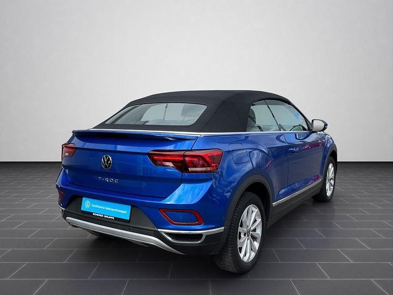 Gebraucht VW T-Roc 110 PS (80 kW) 2022 Ravennablau metallic schwarz (metallic) SUV