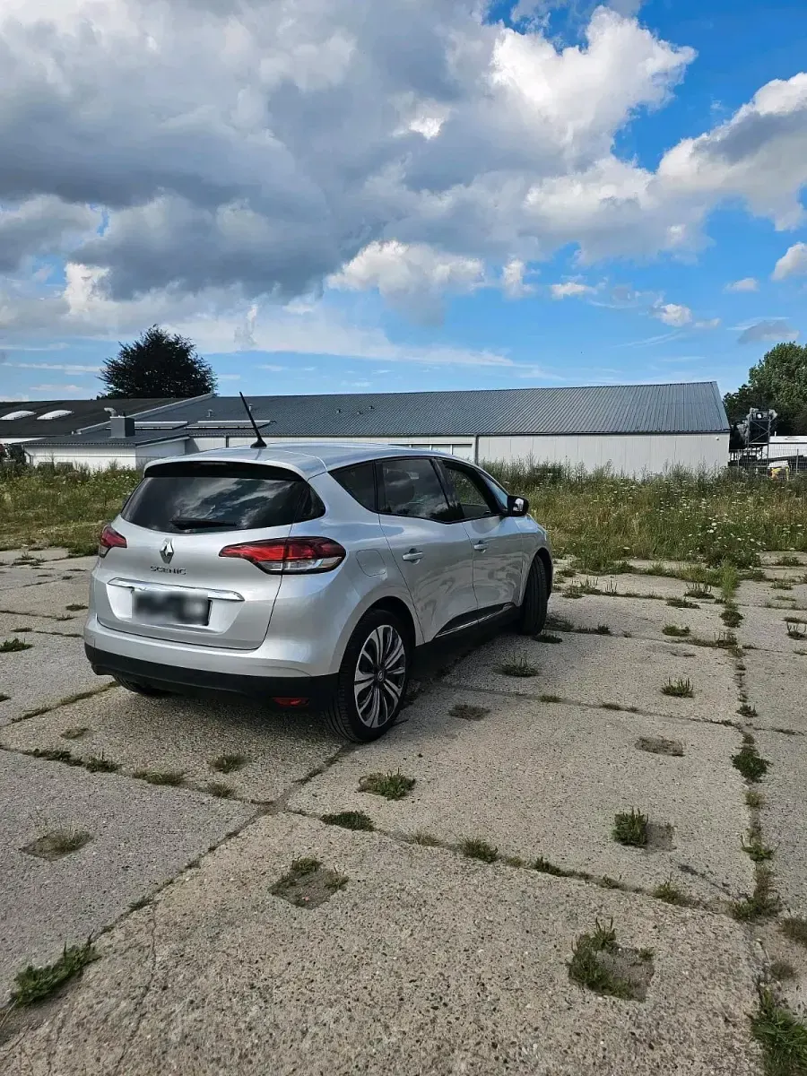 Gebraucht Renault Scenic E-Tech 120 PS (88 kW) 2021 Silber SUV