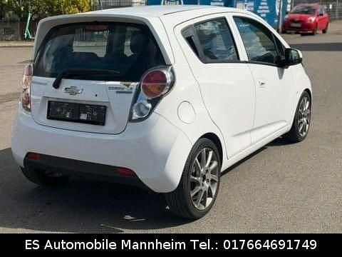 Gebraucht Chevrolet Spark LS 68 PS (50 kW) 2012 Weiß Kleinwagen