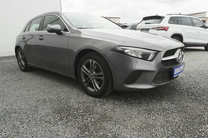 Gebraucht Mercedes A200 Progressive 163 PS (119 kW) 2019 Grau Limousine