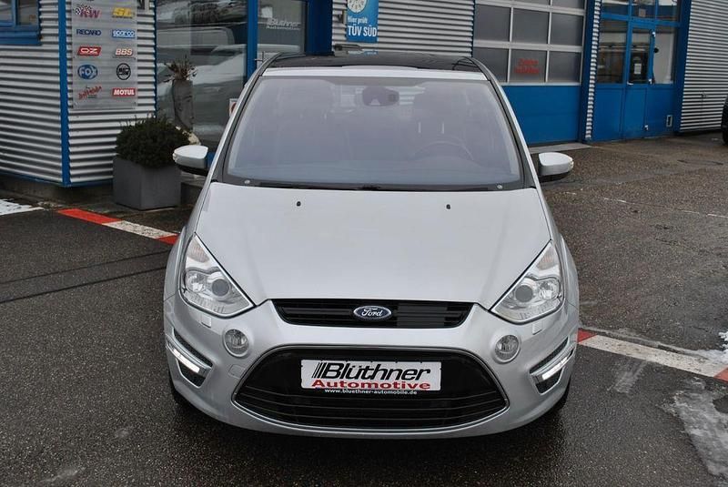 Gebraucht Ford S-MAX Titanium 200 PS (147 kW) 2012 Silber Van / Kleinbus