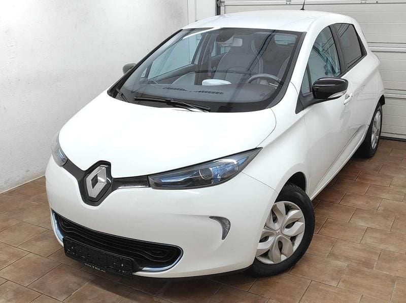 Gebraucht Renault Zoe Zen 42 kW (58 PS) 2013 Weiss "nacre" Kleinwagen