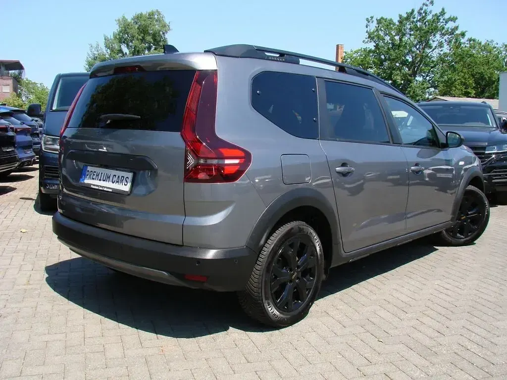 Gebraucht Dacia Jogger Extreme 110 PS (80 kW) 2024 Dolomitgrau Van / Kleinbus