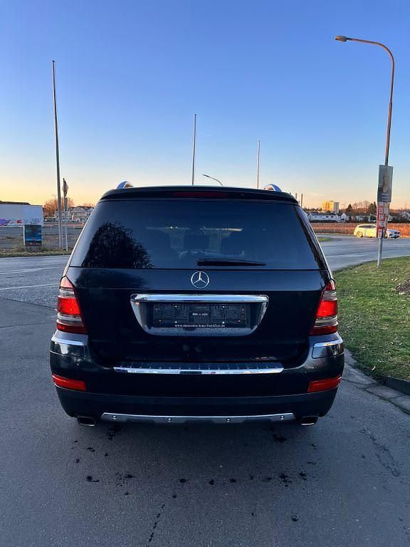 Gebraucht Mercedes GL320 224 PS (164 kW) 2008 Schwarz SUV
