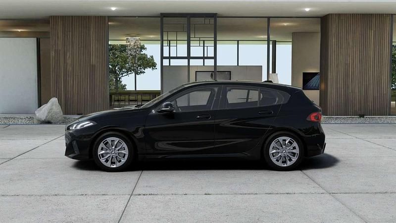Neu BMW 118 150 PS (110 kW) 2026 Schwarz uni Kleinwagen