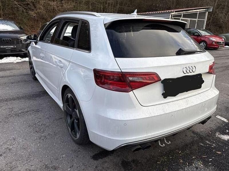 Gebraucht Audi S3 Advanced 301 PS (221 kW) 2014 Weiß Limousine