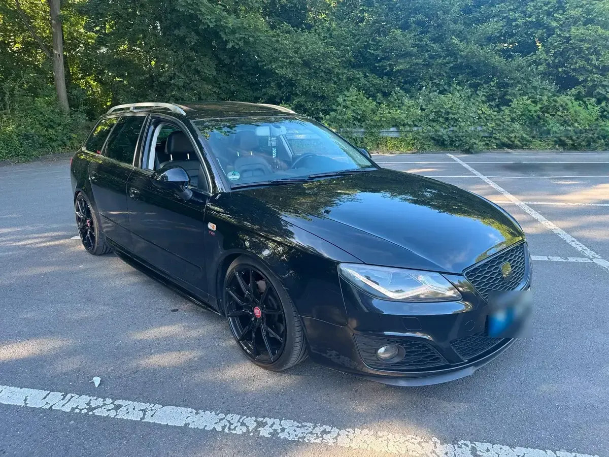 Gebraucht Seat Exeo 170 PS (125 kW) 2012 Schwarz Kombi