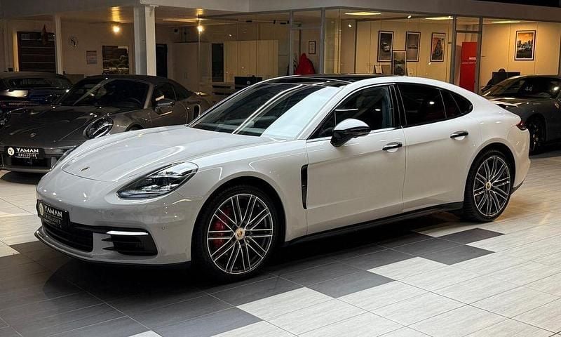 Gebraucht Porsche Panamera 4S Chrono 421 PS (309 kW) 2017 Blau Limousine