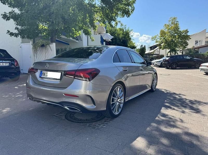 Gebraucht Mercedes A220 AMG line 190 PS (139 kW) 2019 Grau Limousine