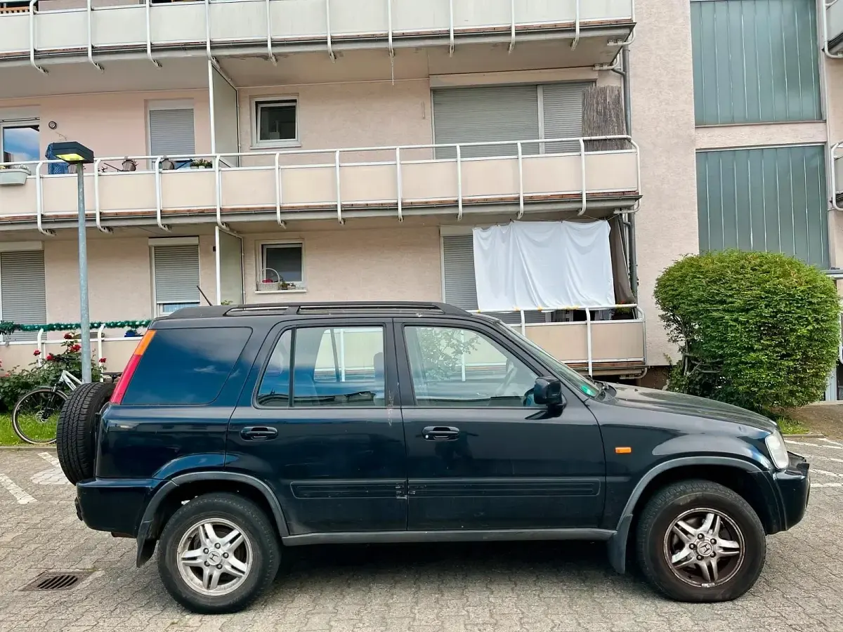 Gebraucht Honda CR-V 147 PS (108 kW) 2000 Schwarz SUV