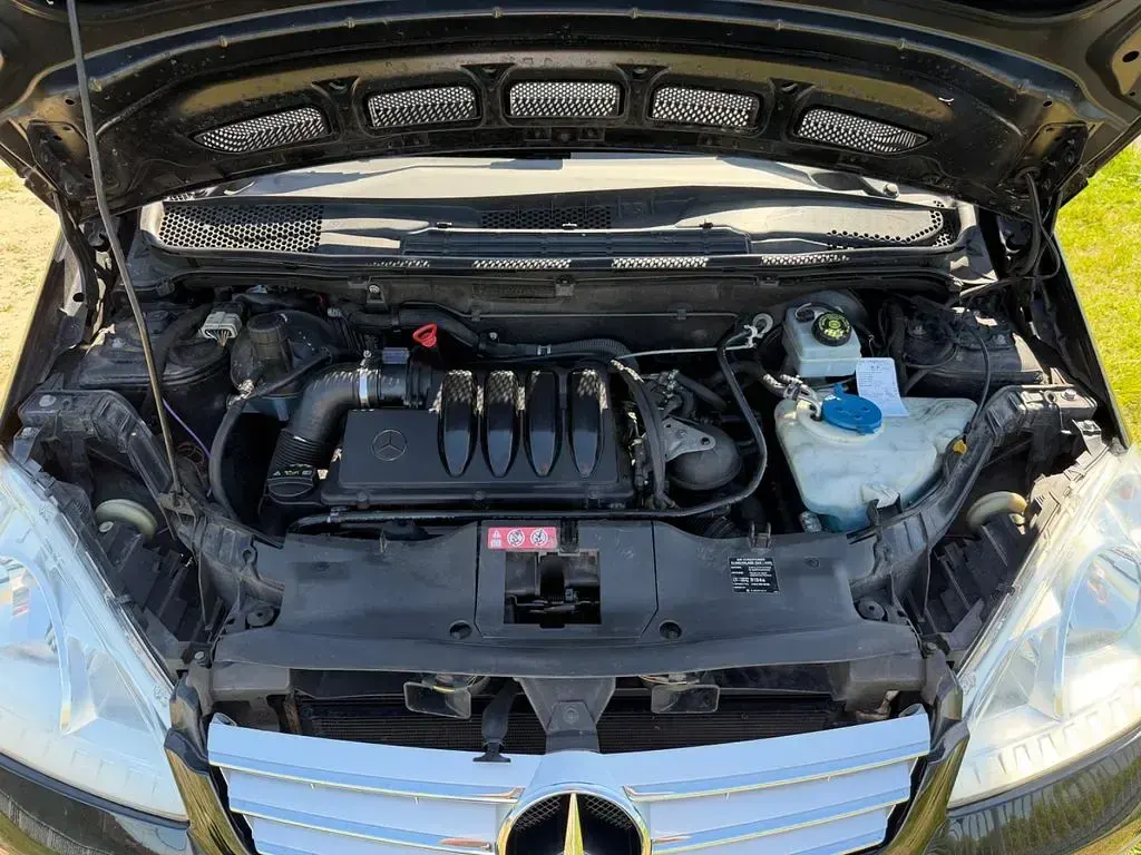 Gebraucht Mercedes A180 Avantgarde 109 PS (80 kW) 2010 Schwarz Van / Kleinbus