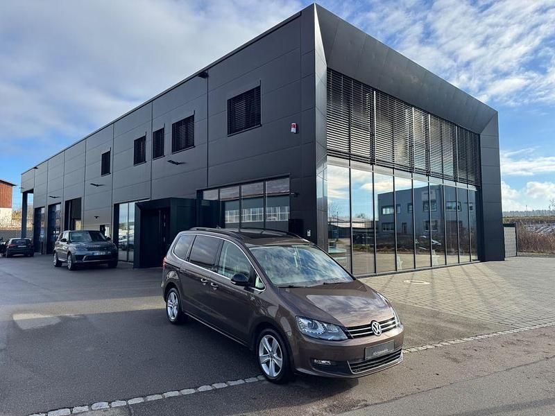 Gebraucht VW Sharan Match 140 PS (102 kW) 2012 Braun Van / Kleinbus