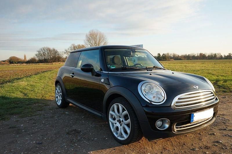 Gebraucht Mini Cooper 120 PS (88 kW) 2009 Schwarz Kleinwagen