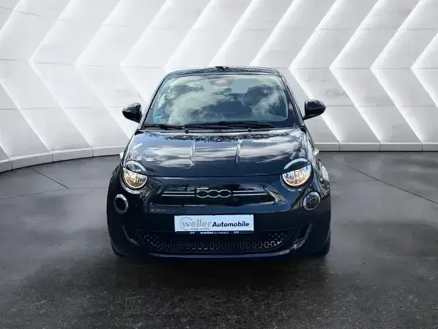 Gebraucht Fiat 500e Icon 86 kW (118 PS) 2022 Schwarz Kleinwagen