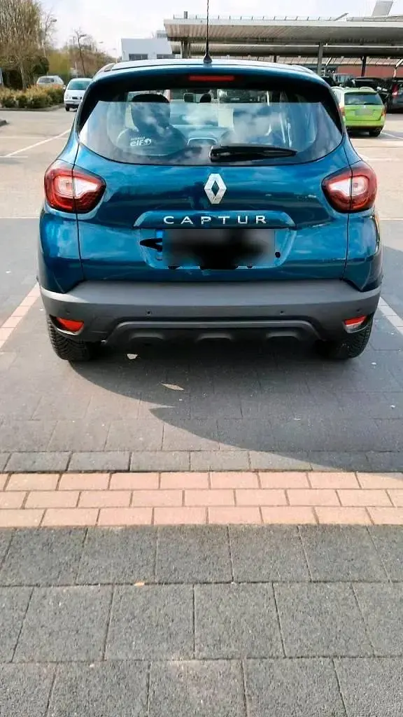 Occasion Renault Captur LIMITED 90 ch (66 kW) 2018 Bleue SUV