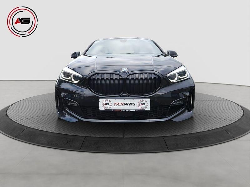 Gebraucht BMW 120 M Sport 178 PS (130 kW) 2023 Schwarz Kleinwagen