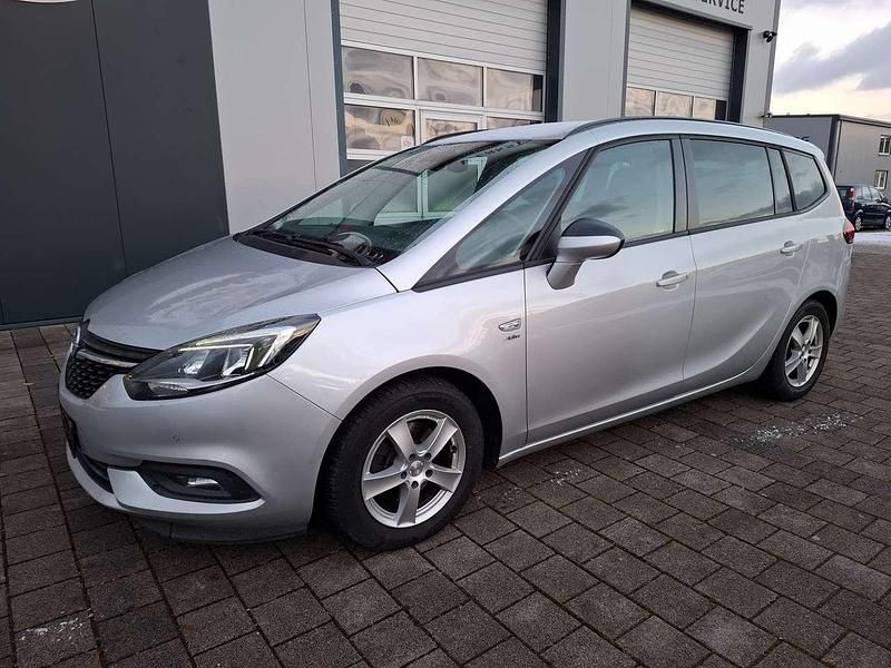 Gebraucht Opel Zafira Active 140 PS (102 kW) 2017 Argon silber/ice silver (m2) Van / Kleinbus