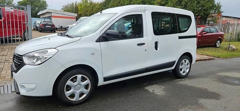 Gebraucht Dacia Dokker 95 PS (69 kW) 2020 Weiß Van / Kleinbus