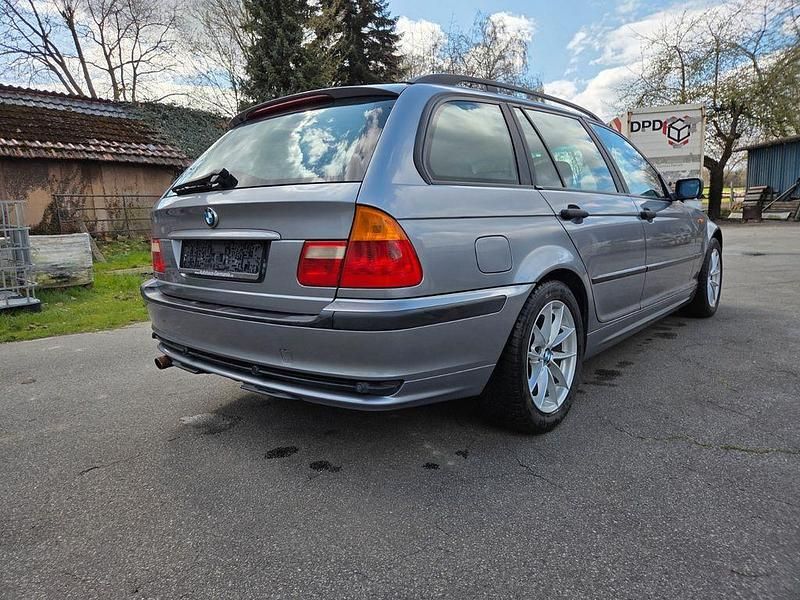 Gebraucht BMW 316 116 PS (85 kW) 2003 Grau Kombi
