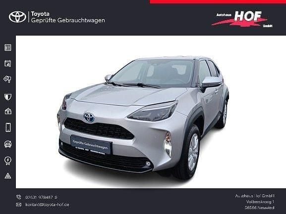 Silber Gebraucht 2024 Toyota Yaris Cross Comfort SUV | 23.890 € (Guter Preis) - Bild 1/4