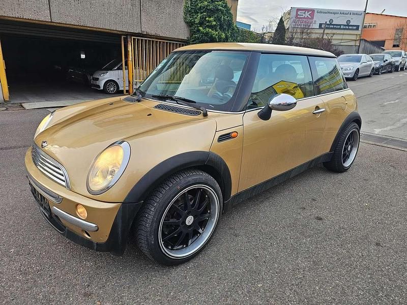 Solid gold Gebraucht 2003 Mini ONE Kleinwagen | 4.999 € (Etwas zu teuer) - Bild 1/4
