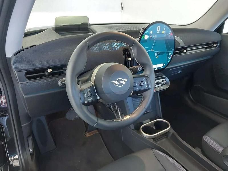 Usata Mini Cooper Classic 156 CV (114 kW) 2024 Nero Utilitaria