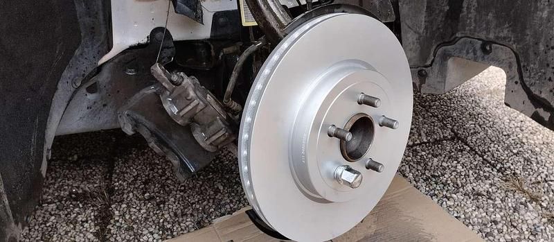 Gebraucht Lancia Thema Platinum 190 PS (139 kW) 2013 Silber Limousine