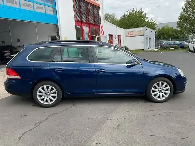 Gebraucht VW Golf VI Team 122 PS (89 kW) 2009 Schwarz Kleinwagen