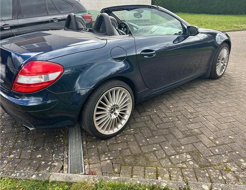 Gebraucht Mercedes SLK280 231 PS (169 kW) 2006 Blau Cabrio