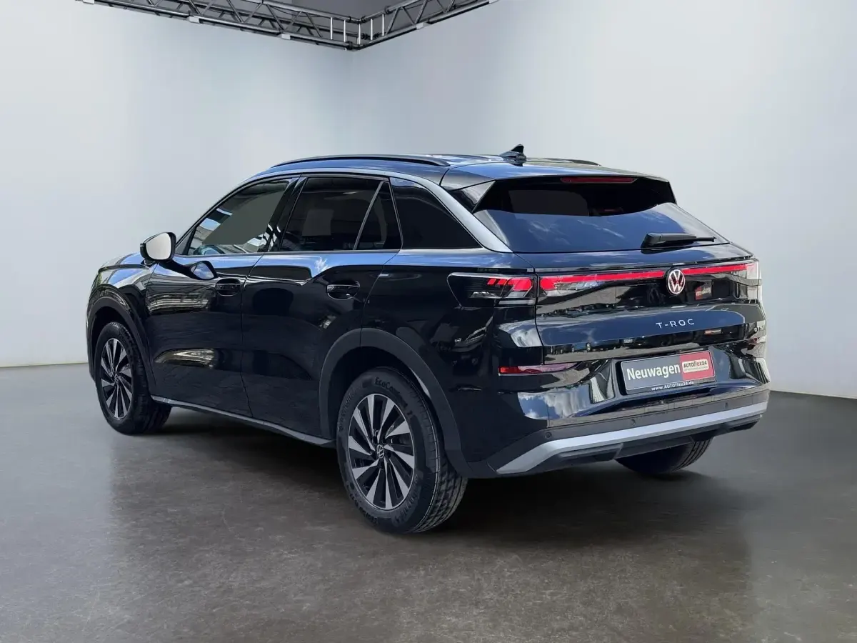 Neu VW T-Roc Pro 150 PS (110 kW) 2026 Grenadillschwarz metallic SUV