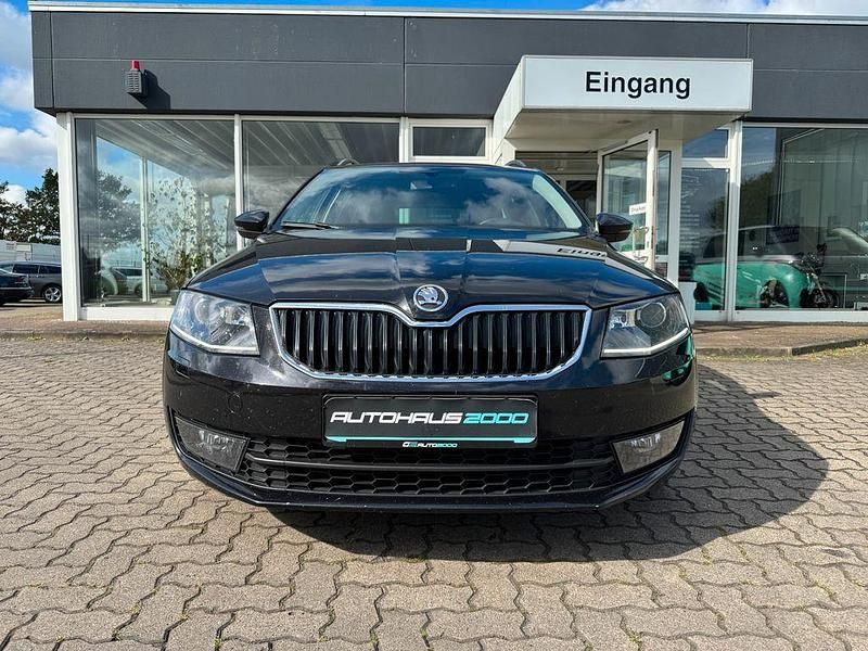 Gebraucht Skoda Octavia Elegance 150 PS (110 kW) 2014 Schwarz Kleinwagen
