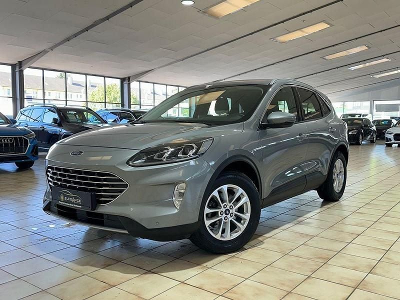 Silber Gebraucht 2022 Ford Kuga Titanium X SUV | 25.900 € (Guter Preis) - Bild 1/4
