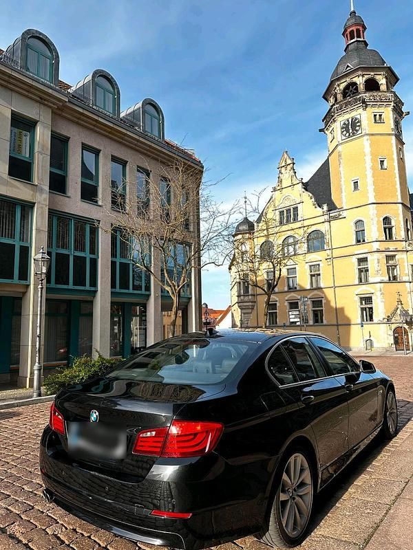 Second-hand BMW 525 204 CP (150 kW) 2011 Negru Berlinǎ