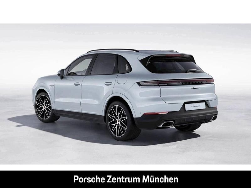 Używany Porsche Cayenne 470 KM (345 kW) 2024 Srebrny SUV