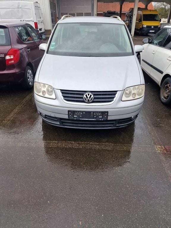 Gebraucht VW Touran Basis 116 PS (85 kW) 2003 Silber Van / Kleinbus